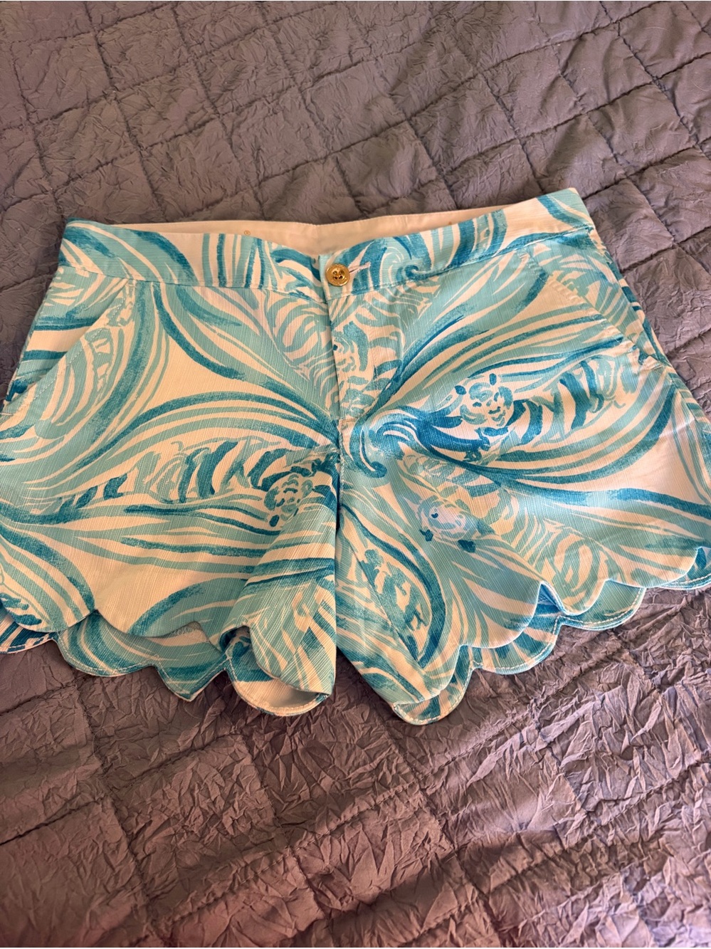 Lilly Pulitzer Butttercup Blue Scallop Shorts Women’s Size 4
